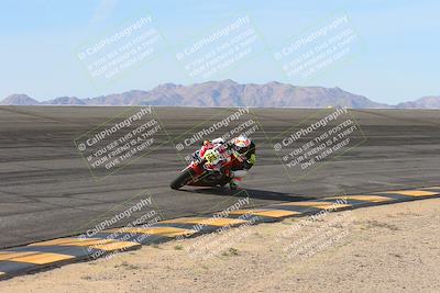 media/Dec-08-2024-CVMA (Sun) [[267e5a7075]]/Race 2-Amateur Supersport Open/